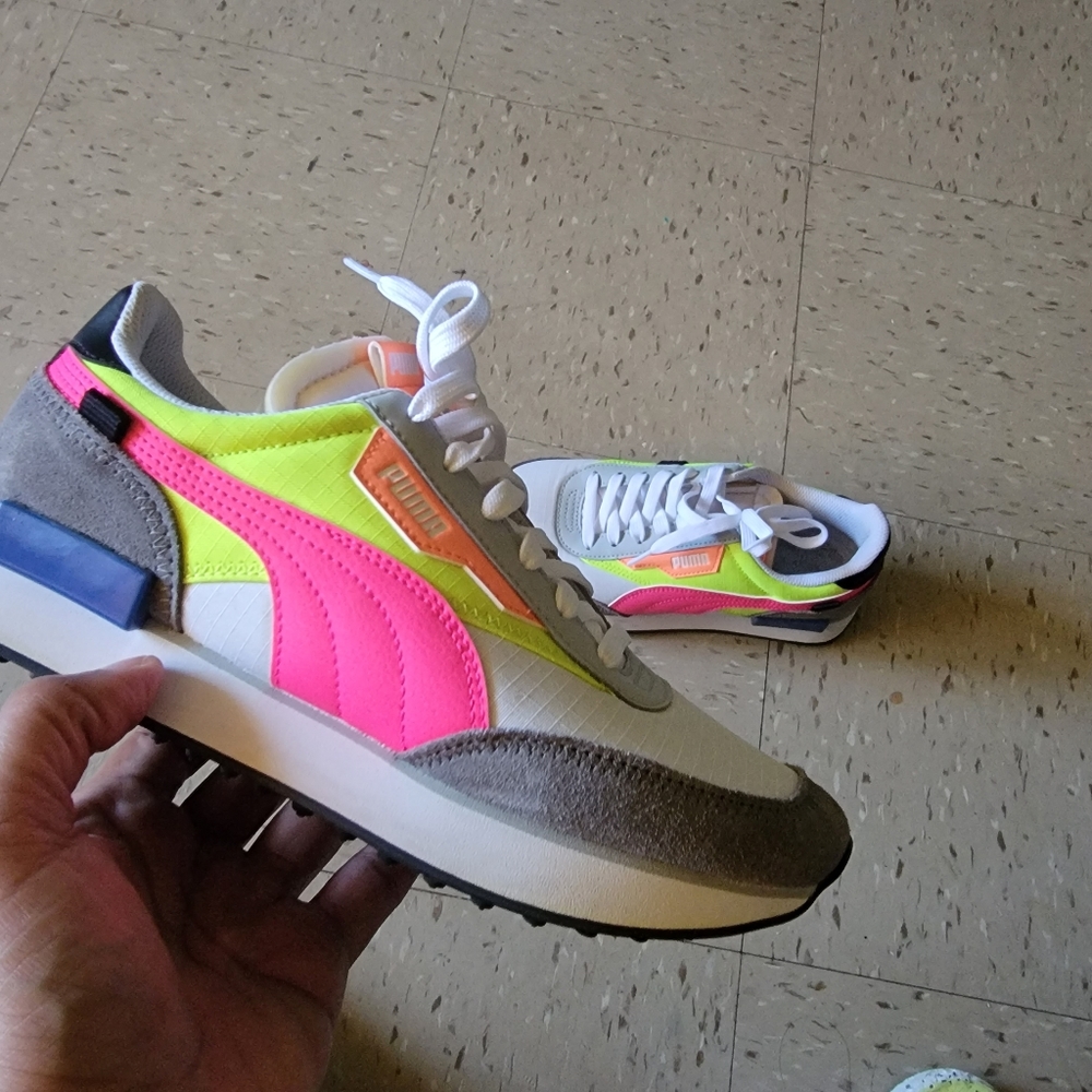 Womens PUMA Future Rider Play On